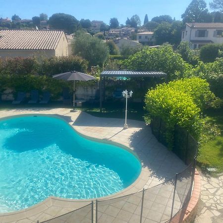 Studio Climatise Avec Piscine Et Jardin 卢贝新城 外观 照片